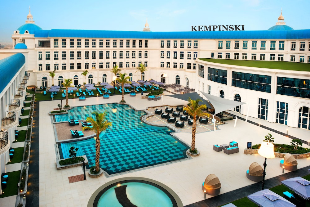 Royal Maxim Palace Kempinski Cairo 